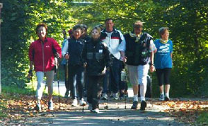 Bild der Nordic Walk Aktion der Viola Gräfin von Bethusy-Huc Stiftung